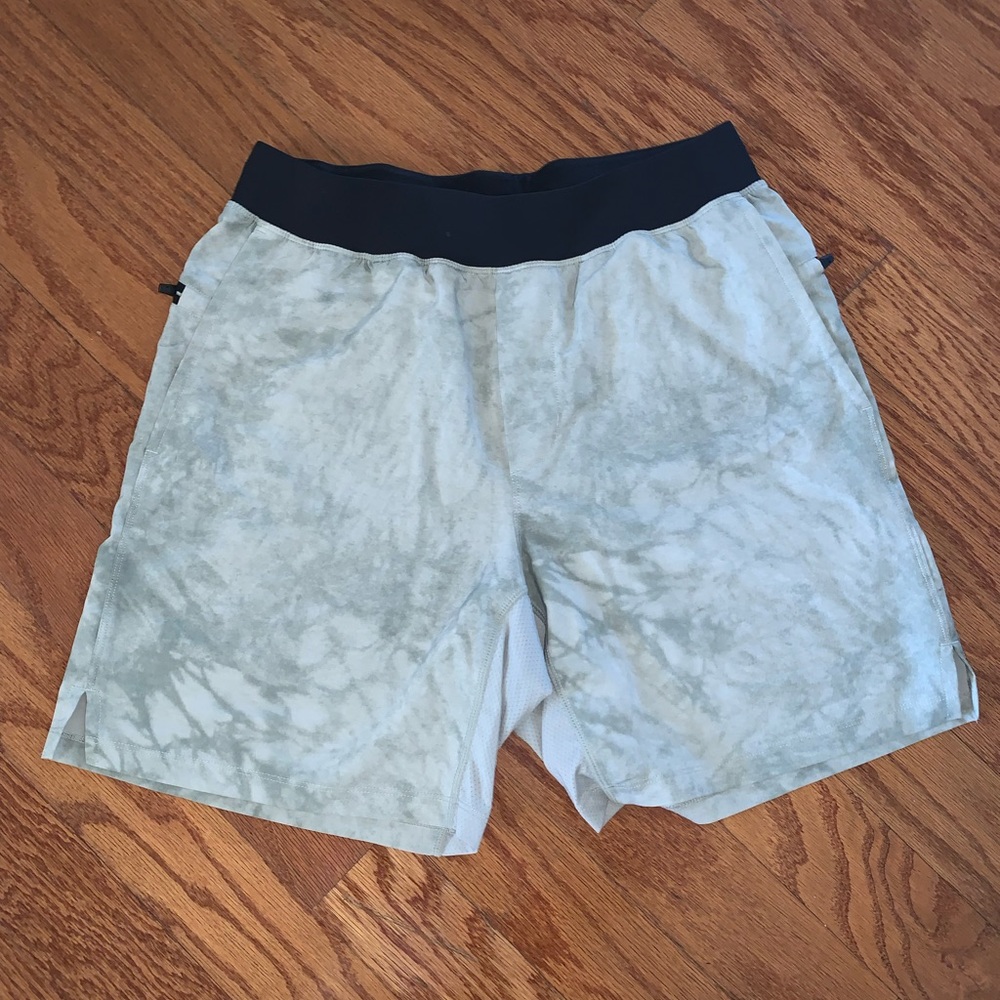 Fabletic- fundamental shorts